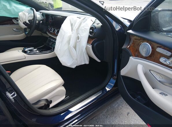 WDDZF4JB2JA436668 2018 MERCEDES-BENZ E-CLASS Синий Вид салона спереди