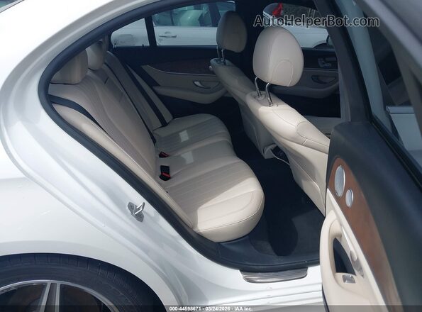 WDDZF4JB3HA018551 2017 MERCEDES-BENZ E-CLASS Белый Вид наклейки с VIN-кодом