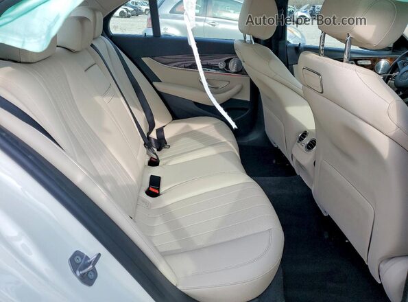 WDDZF4JB4JA431410 2018 MERCEDES-BENZ E Белый Вид задних сидений