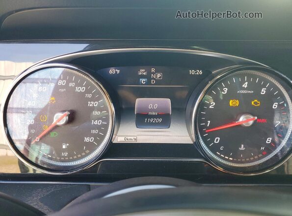 WDDZF4JB4JA447011 2018 MERCEDES-BENZ E Белый Вид щитка приборов