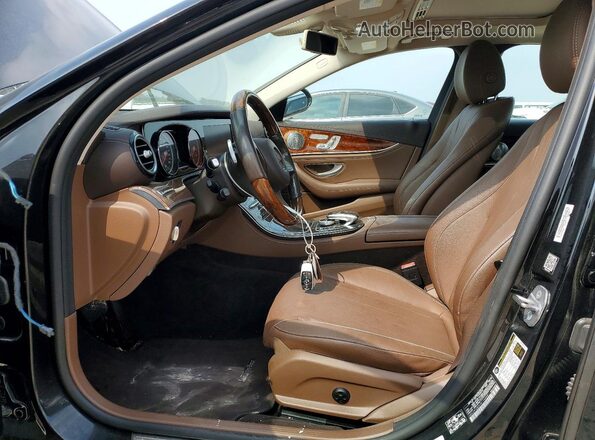WDDZF4JB5HA114603 2017 MERCEDES-BENZ E Черный Вид салона спереди