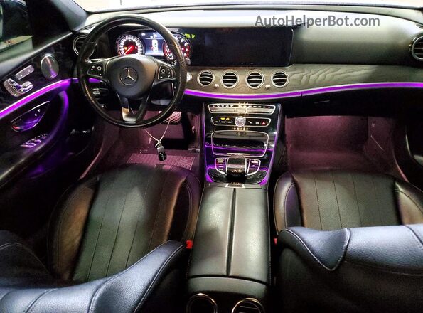 WDDZF4JB7HA159378 2017 MERCEDES-BENZ E Серебряный Вид панели приборов