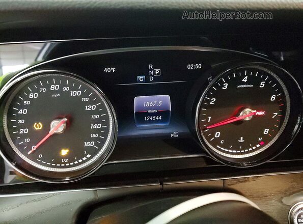 WDDZF4JB7HA159378 2017 MERCEDES-BENZ E Серебряный Вид щитка приборов
