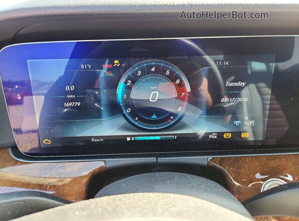 WDDZF4JB8HA041596 2017 MERCEDES-BENZ E Черный Вид щитка приборов