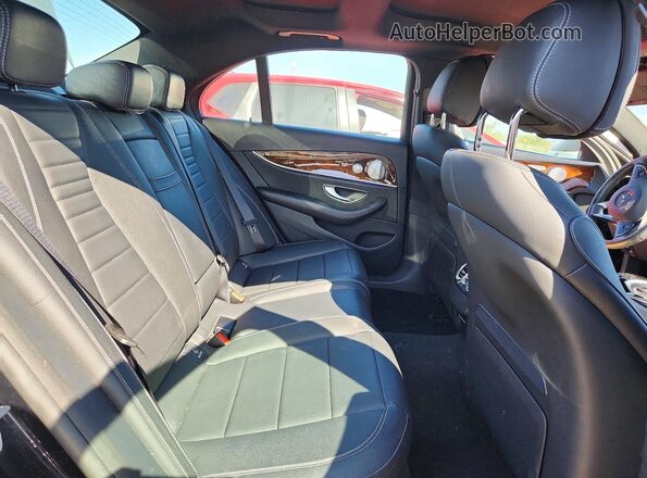WDDZF4JB8HA041596 2017 MERCEDES-BENZ E Черный Вид задних сидений