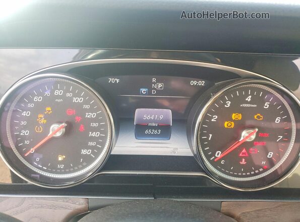 WDDZF4JB8HA075070 2017 MERCEDES-BENZ E Blue Widok zestawu wskaźników
