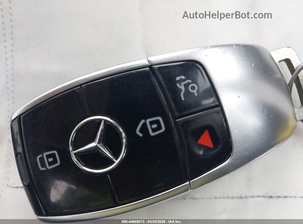 WDDZF4JBXHA116752 2017 MERCEDES-BENZ E-CLASS Серый Вид панели приборов