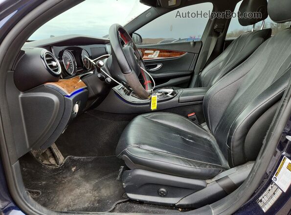WDDZF4KB0HA091522 2017 MERCEDES-BENZ E Синий Вид салона спереди