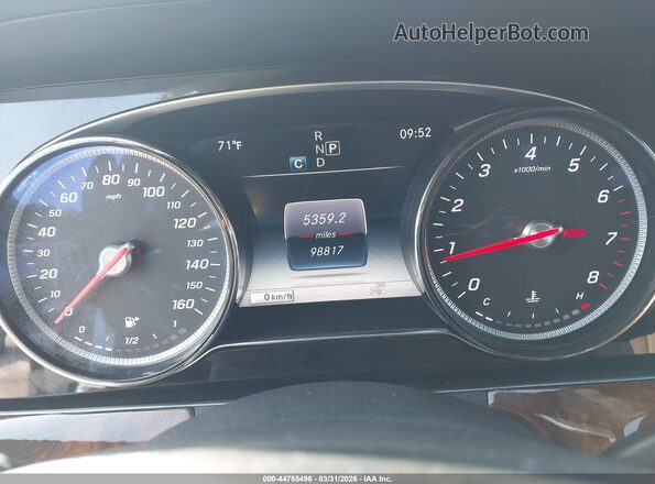WDDZF4KB0HA109503 2017 MERCEDES-BENZ E-CLASS Белый Вид задних сидений