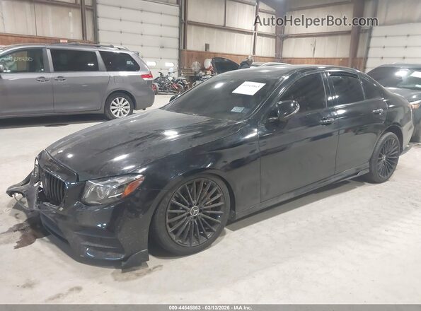 WDDZF4KB6HA157085 2017 MERCEDES-BENZ E-CLASS Черный Передняя левая четверть