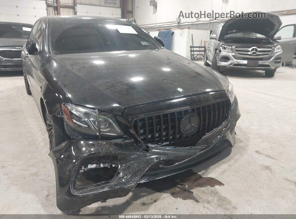 WDDZF4KB6HA157085 2017 MERCEDES-BENZ E-CLASS Черный Вид спереди