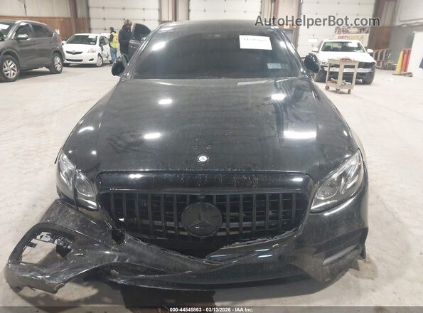 WDDZF4KB6HA157085 2017 MERCEDES-BENZ E-CLASS Черный Вид щитка приборов