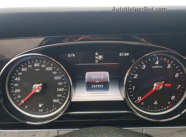 WDDZF4KB7HA035965 2017 MERCEDES-BENZ E Серый Вид щитка приборов