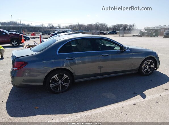 WDDZF4KB7HA100541 2017 MERCEDES-BENZ E-CLASS Gray Widok wnętrza z tyłu