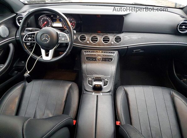 WDDZF4KB7KA556109 2019 MERCEDES-BENZ E Silver Widok deski rozdzielczej