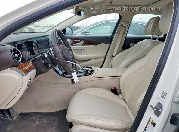 WDDZF4KB8HA086326 2017 MERCEDES-BENZ E White Вид салону спереду