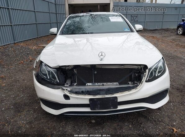WDDZF4KB8HA178195 2017 MERCEDES-BENZ E-CLASS Белый Вид щитка приборов
