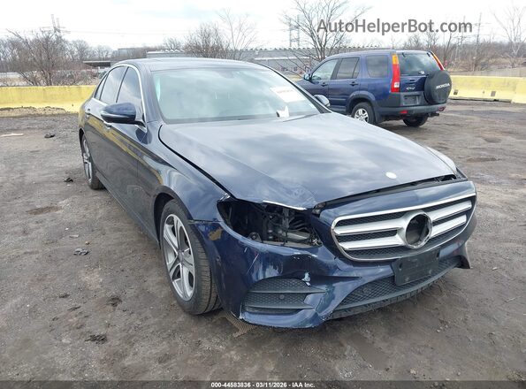 WDDZF4KB9HA205355 2017 MERCEDES-BENZ E-CLASS Синий Вид спереди