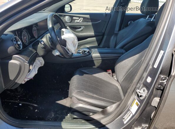 WDDZF4KBXKA593378 2019 MERCEDES-BENZ E Gray Vista interior delantera