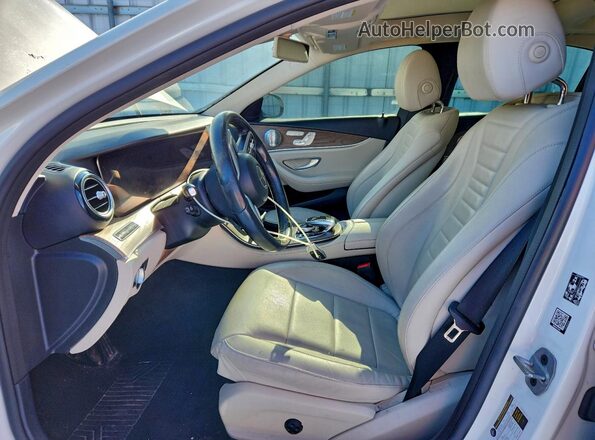 WDDZF6JB8KA531314 2019 MERCEDES-BENZ E Белый Вид салона спереди