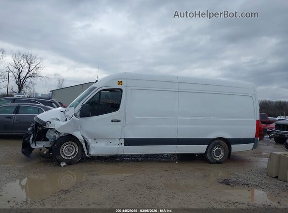 WDYPF1CD9KT003468 2019 FREIGHTLINER SPRINTER 2500 Белый Панорамный вид салона 360°