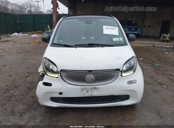 WMEFJ5DA0GK140072 2016 SMART FORTWO Белый Вид задней части салона