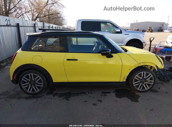 WMW23GD02S2W25300 2025 MINI HARDTOP Желтый Панорамный вид салона 360°