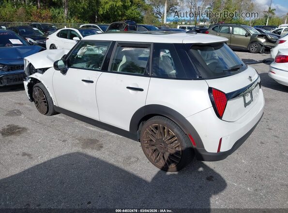 WMW43GD09S2W90900 2025 MINI HARDTOP Белый Задняя левая четверть