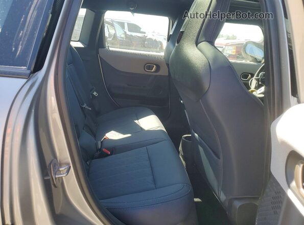 WMW53GD06S2X52418 2025 MINI COOPER Silver Widok tylnych siedzeń