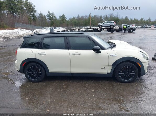 WMWLU5C50K2G05083 2019 MINI CLUBMAN Tan Vista interior trasera