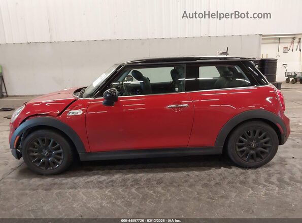 WMWXP7C5XJ2C62320 2018 MINI HARDTOP Red 