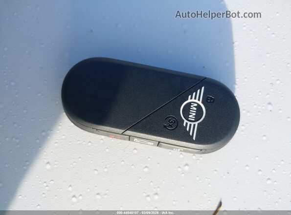 WMZ23GA01T7U09904 2026 MINI COUNTRYMAN Черный Вид панели приборов