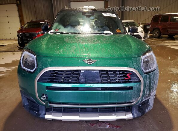 WMZ23GA04S7P83129 2025 MINI COUNTRYMAN Зеленый Вид спереди