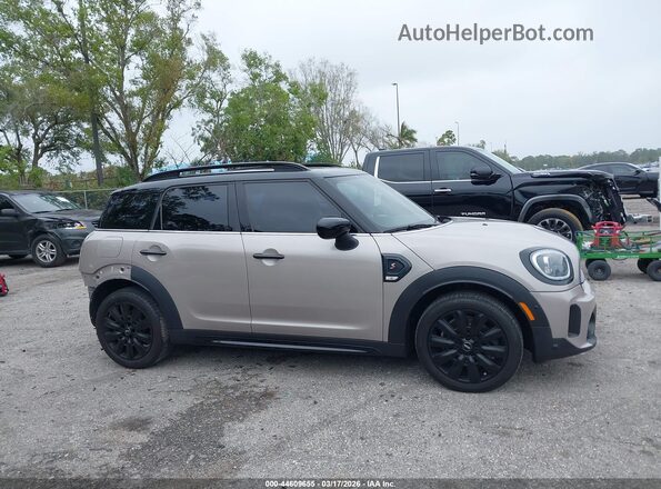 WMZ53BR00R3R42959 2024 MINI COUNTRYMAN Кремовый Вид задней части салона