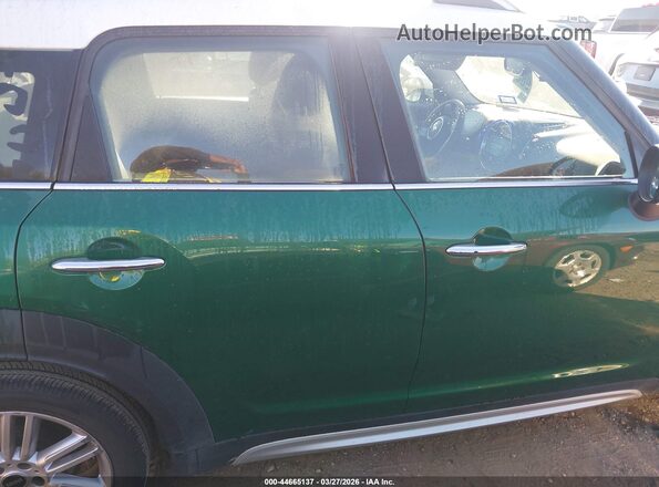WMZ53BR07R3R35135 2024 MINI COUNTRYMAN Зеленый Вид задней части салона