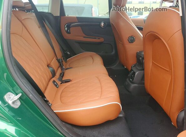 WMZ83BR09R3S16773 2024 MINI COOPER Зеленый Вид задних сидений