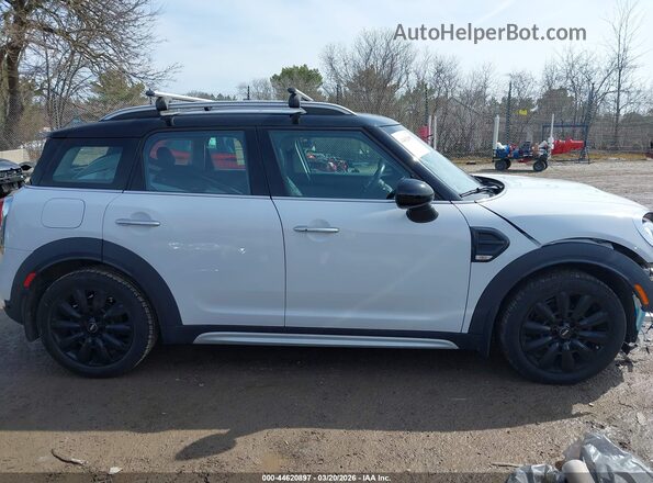 WMZYS7C30H3E06949 2017 MINI COUNTRYMAN White Widok wnętrza 360 stopni