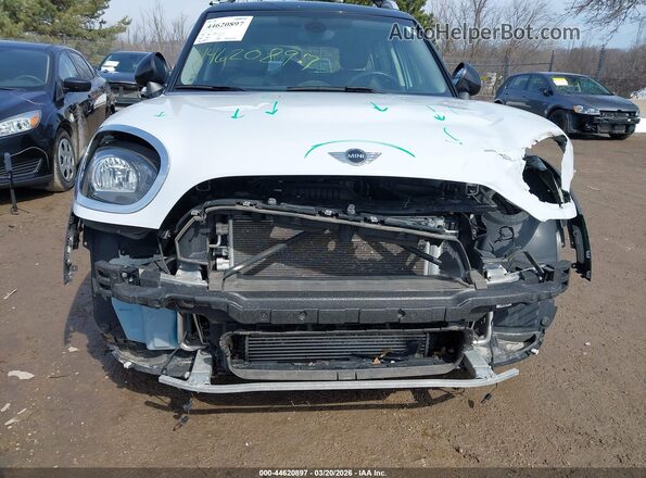 WMZYS7C30H3E06949 2017 MINI COUNTRYMAN White Widok z przodu