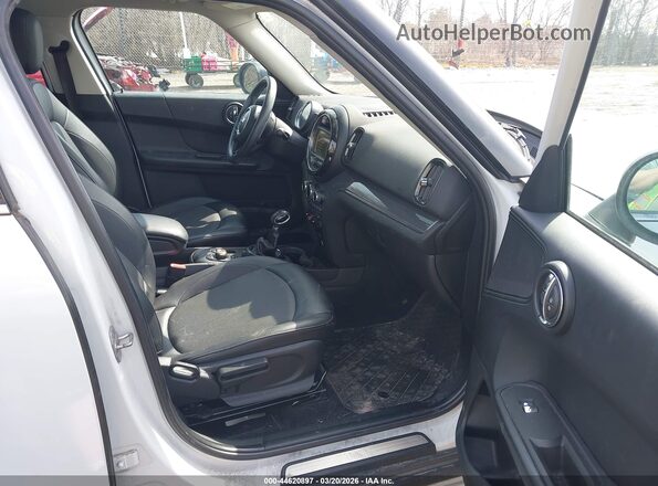 WMZYS7C30H3E06949 2017 MINI COUNTRYMAN White Widok wnętrza z przodu