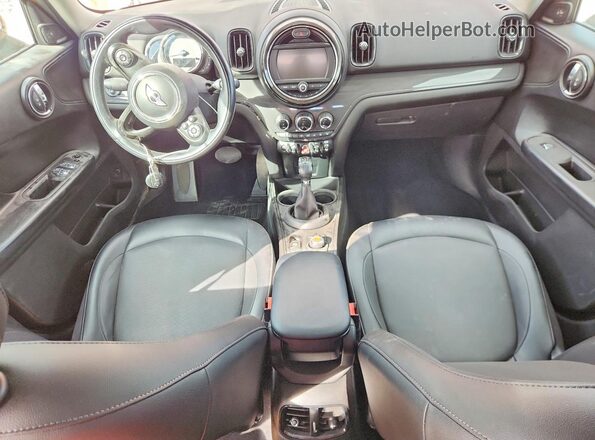 WMZYS7C33J3E07504 2018 MINI COOPER Оранжевый Вид панели приборов