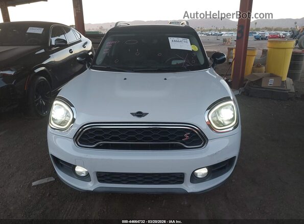 WMZYT3C33H3D97833 2017 MINI COUNTRYMAN Белый Вид задней части салона