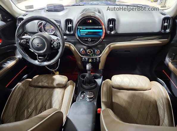 WMZYU7C51K3F93976 2019 MINI COOPER Синий Вид панели приборов