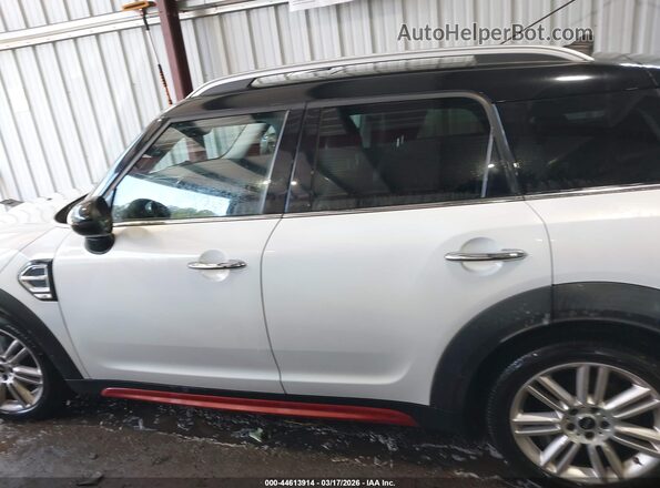 WMZYV5C37H3C02435 2017 MINI COUNTRYMAN Белый Панорамный вид салона 360°
