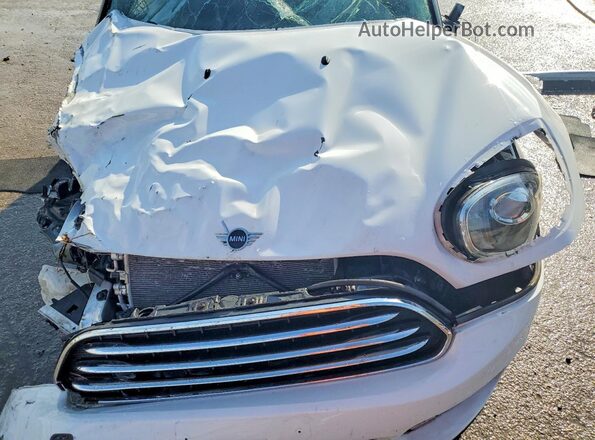 WMZYV5C53K3F58423 2019 MINI COOPER White Widok wnętrza z tyłu