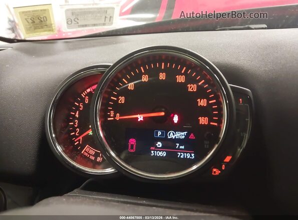 WMZYX1C07L3L41673 2020 MINI COUNTRYMAN Красный Вид задних сидений
