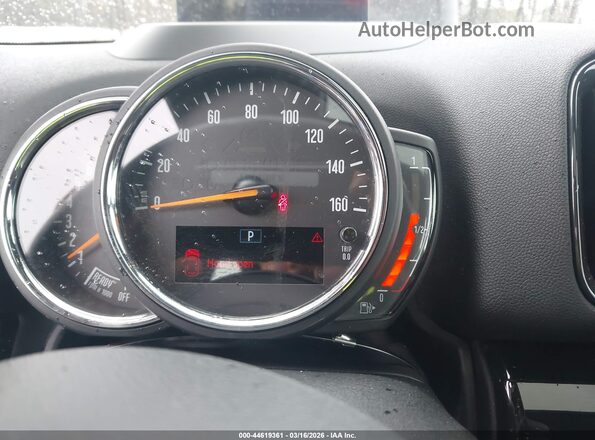 WMZYX1C08L3L43979 2020 MINI COUNTRYMAN Черный Вид задних сидений
