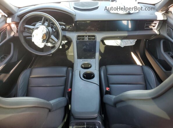 WP0AA2Y13RSA13128 2024 PORSCHE TAYCAN Черный Вид панели приборов