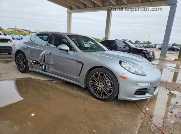 WP0AB2A73GL050177 2016 PORSCHE PANAMERA Серебряный Передняя правая четверть