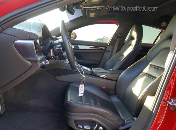 WP0AB2A78LL140421 2020 PORSCHE PANAMERA Красный Вид салона спереди