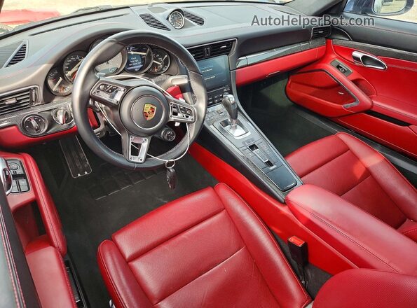 WP0AB2A90HS123725 2017 PORSCHE 911 Черный Вид панели приборов